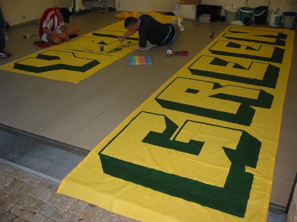 yellow-green-army