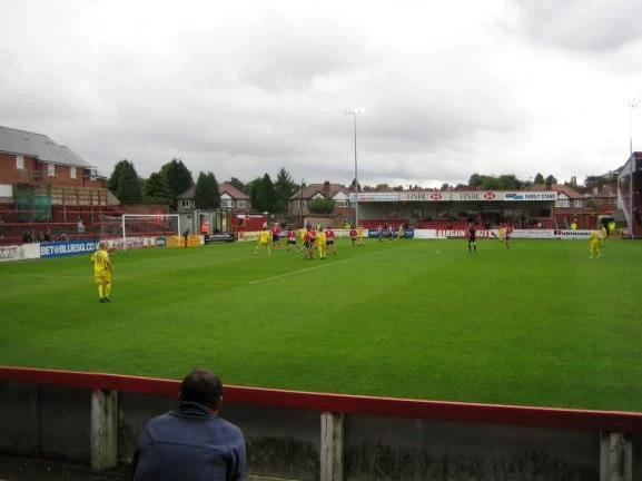 altrincham-moss-lane10