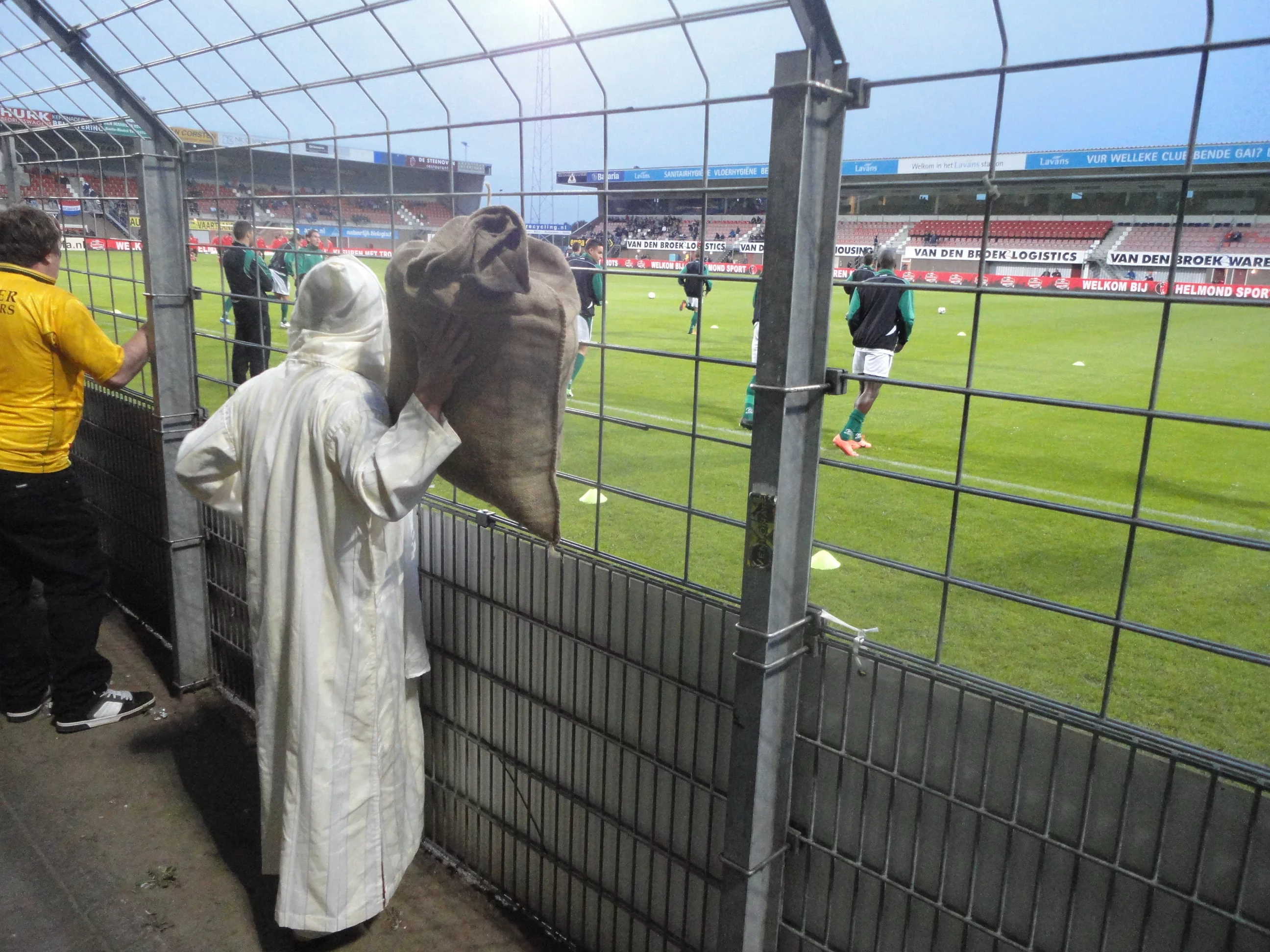helmond121302