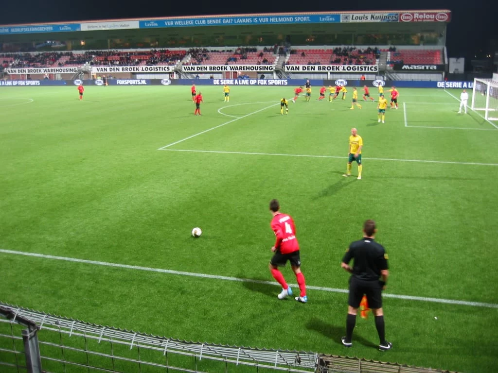 helmond03