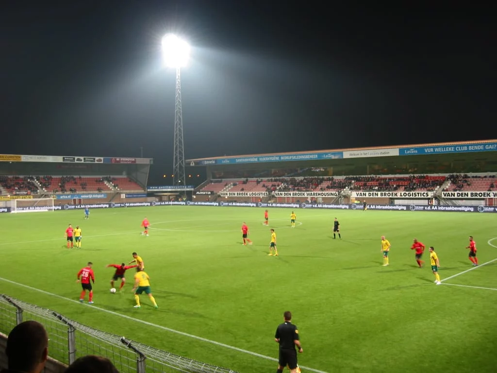 helmond04