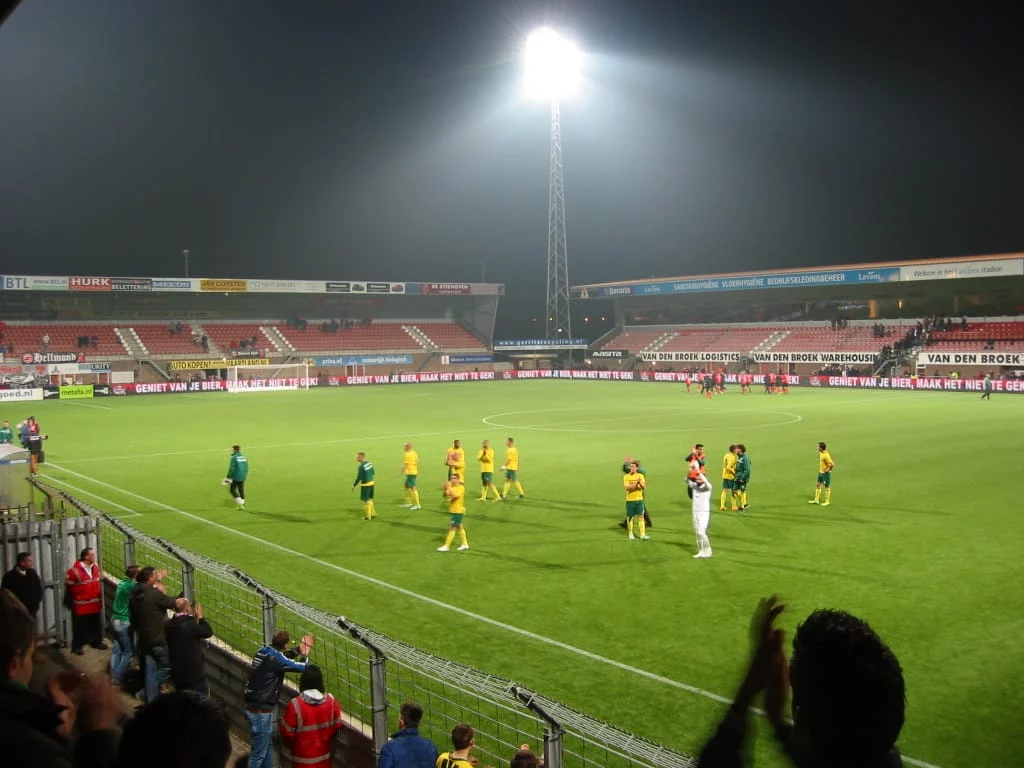 helmond08