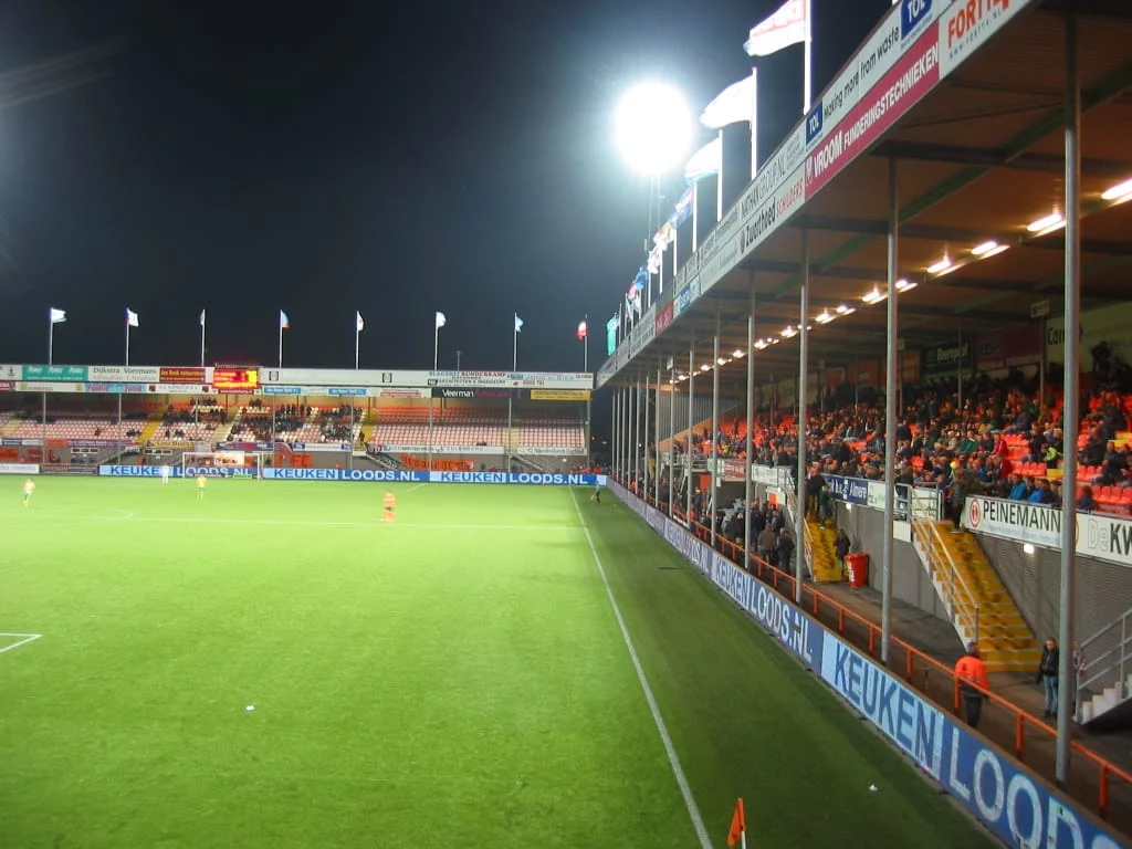 volendam08